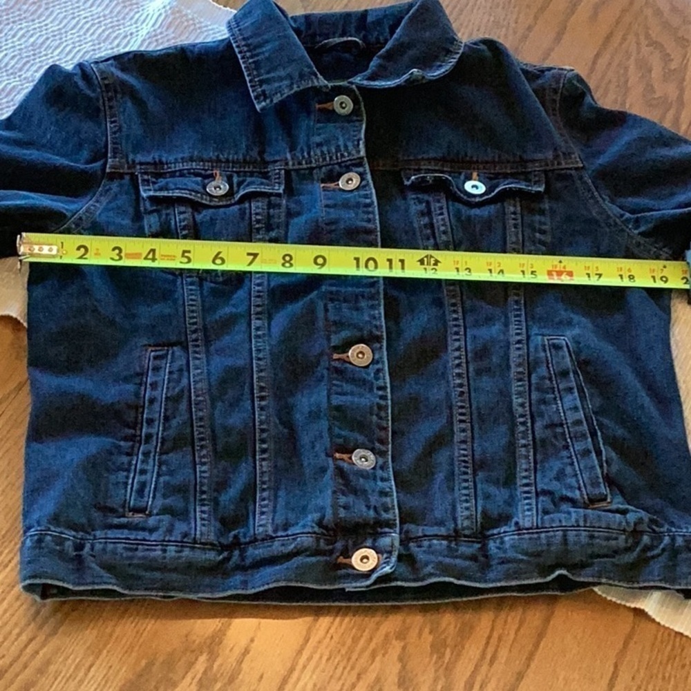 Eddie Bauer dark wash denim blue jean jacket. Women’s size small - Picture 6 of 16